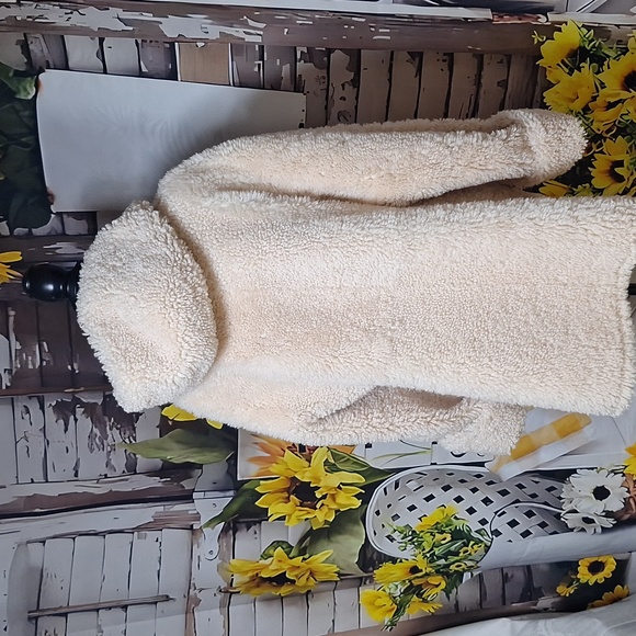 Blue Duck XL Shearling reversible coat, soft real fur, and sheepskin. - Picture 9 of 12